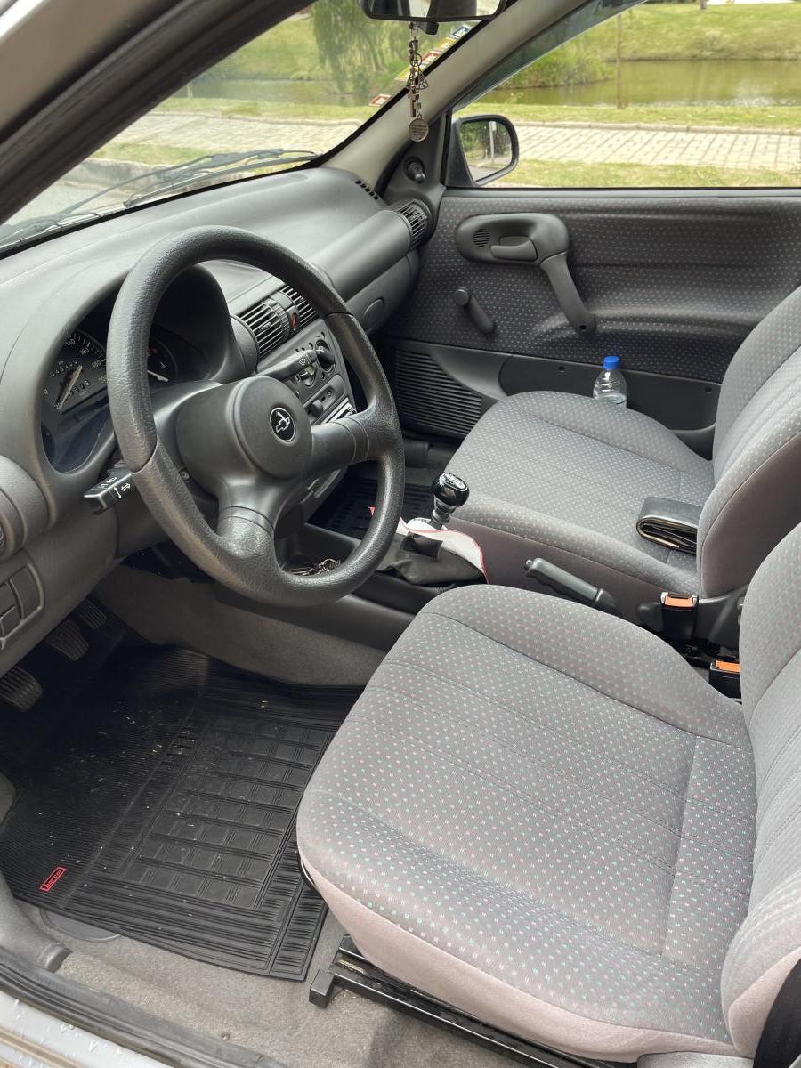 Corsa - Foto #13 do anúncio à venda de Carro clássico