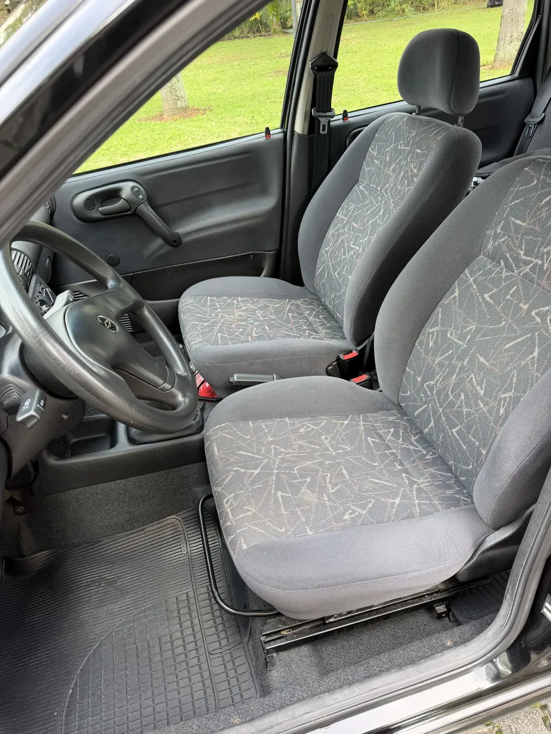 avv-chevrolet-corsa-venda-2b193b2-imagem-011