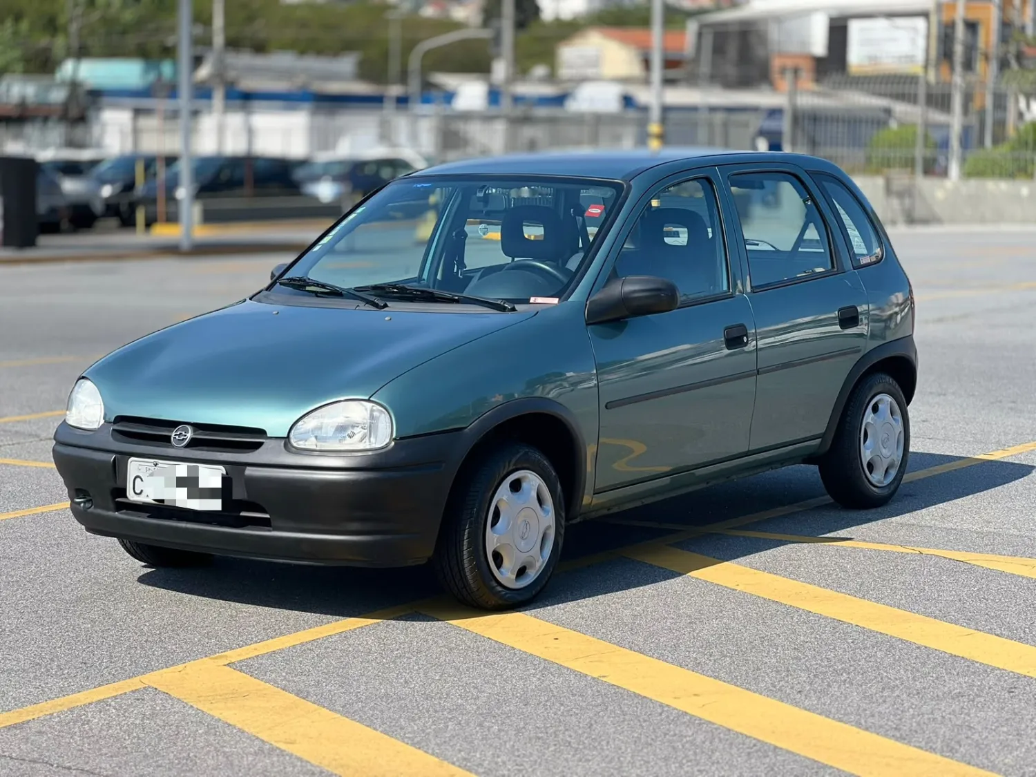 Corsa - Foto #2 do anúncio à venda de Carro clássico