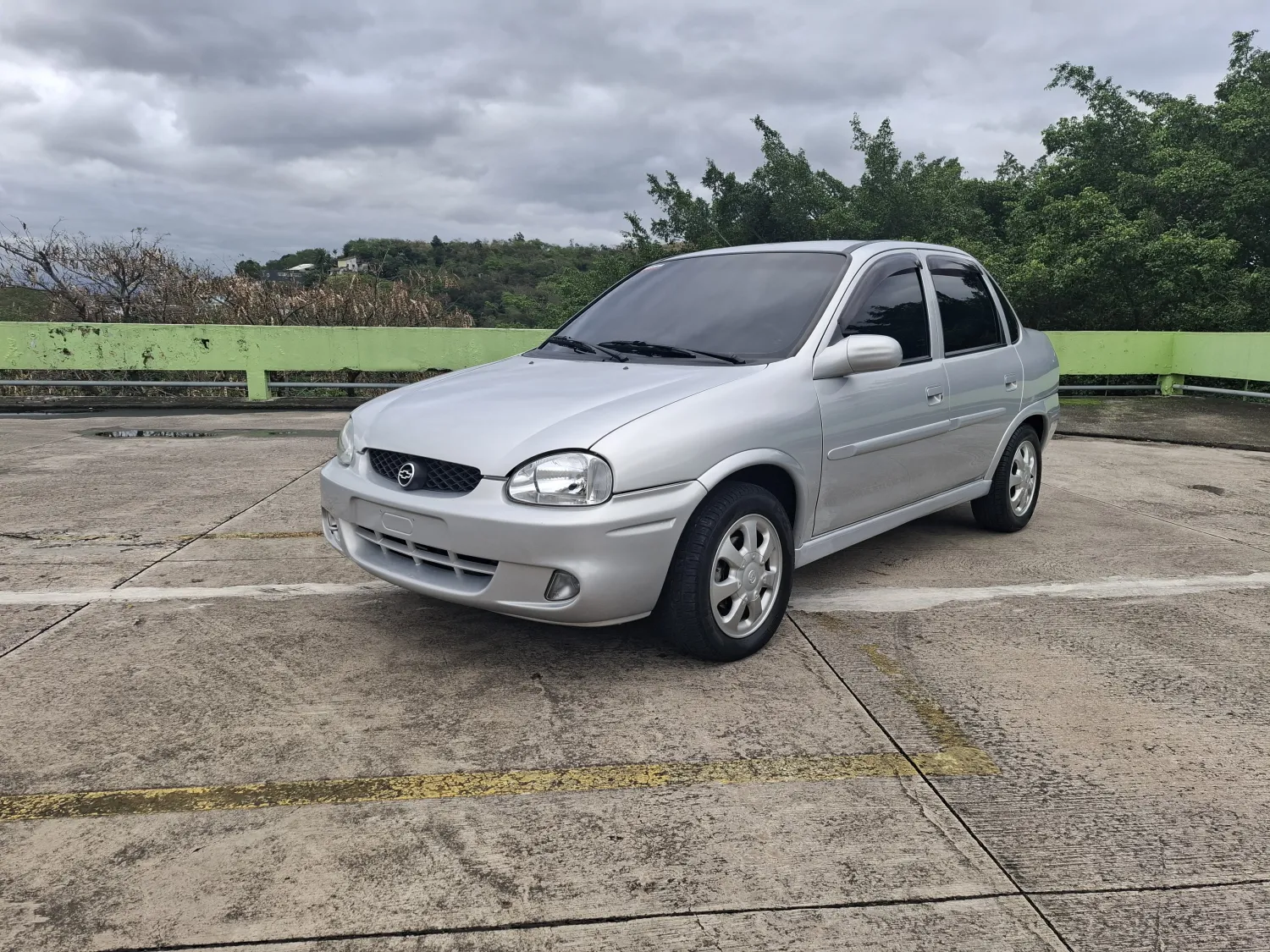 avv-chevrolet-corsa-venda-c164d04-imagem-003