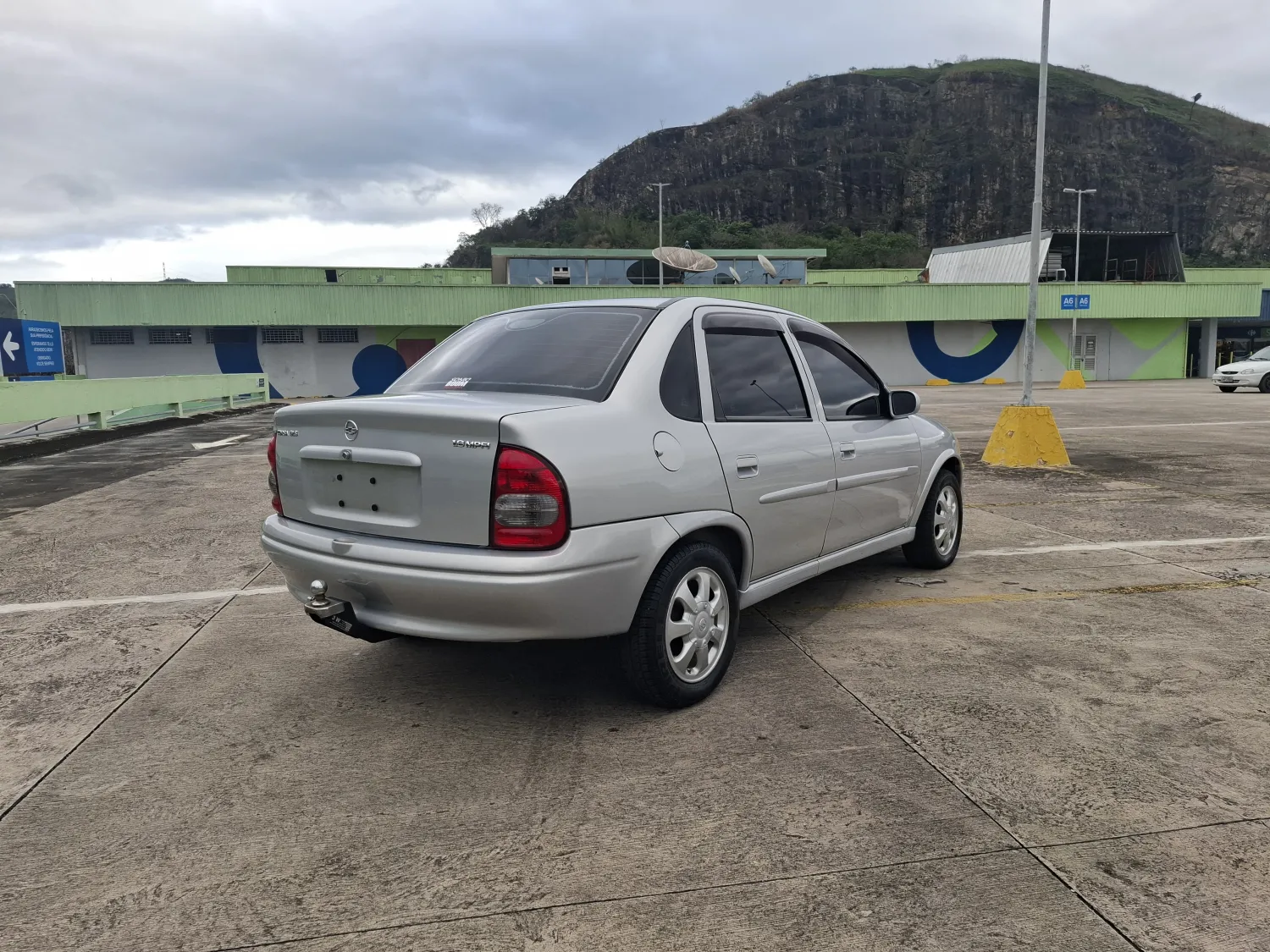 avv-chevrolet-corsa-venda-c164d04-imagem-006