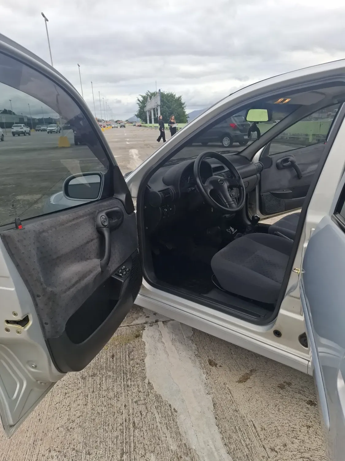 avv-chevrolet-corsa-venda-c164d04-imagem-008