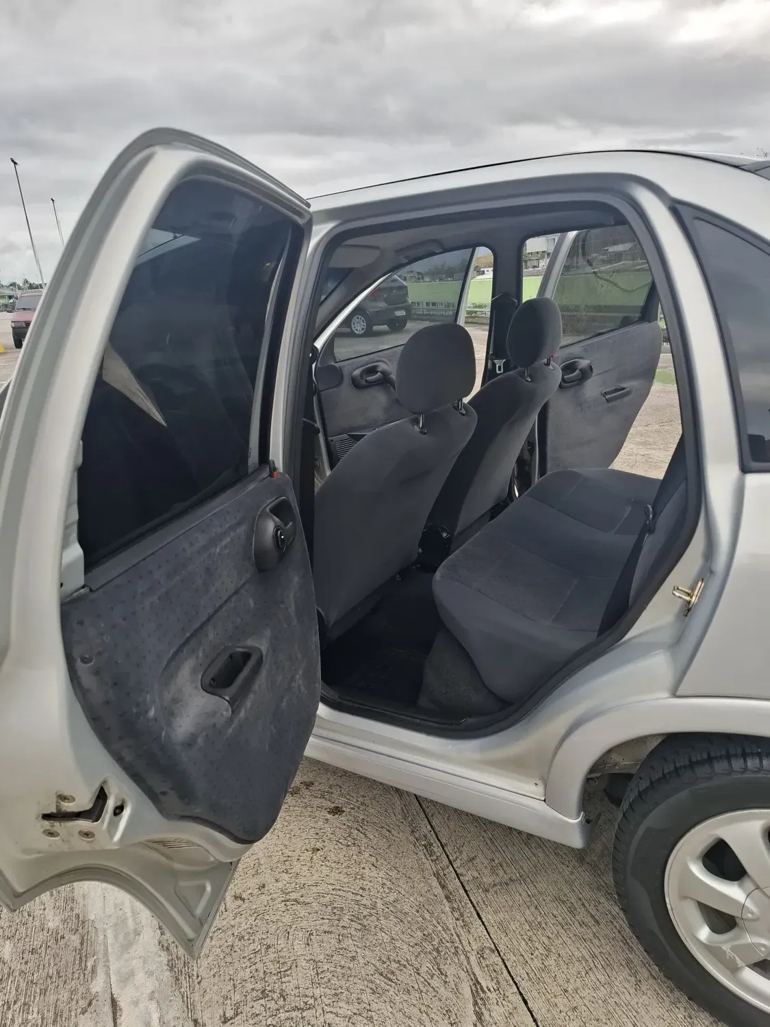 avv-chevrolet-corsa-venda-c164d04-imagem-009