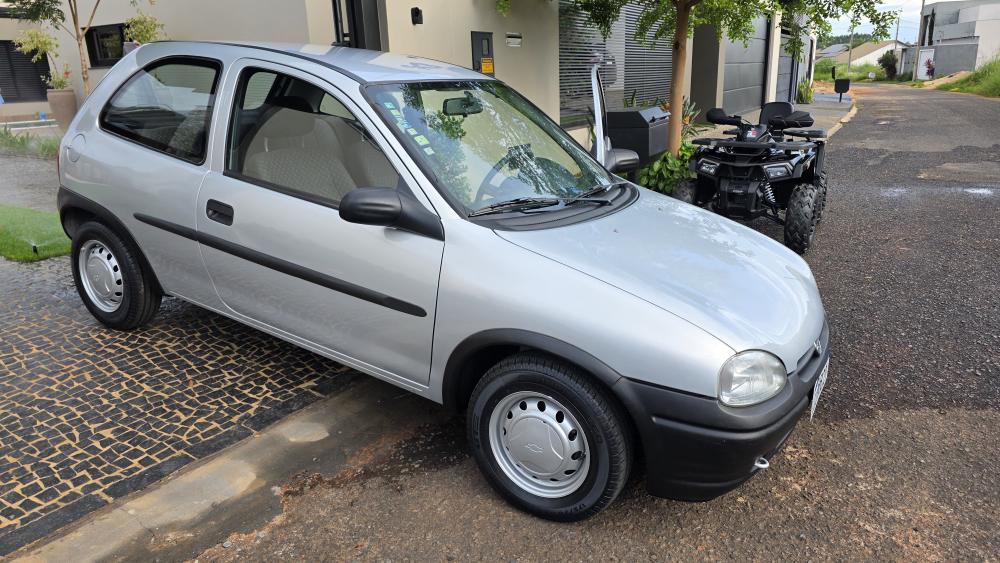 Corsa - Foto #3 do anúncio à venda de Carro clássico