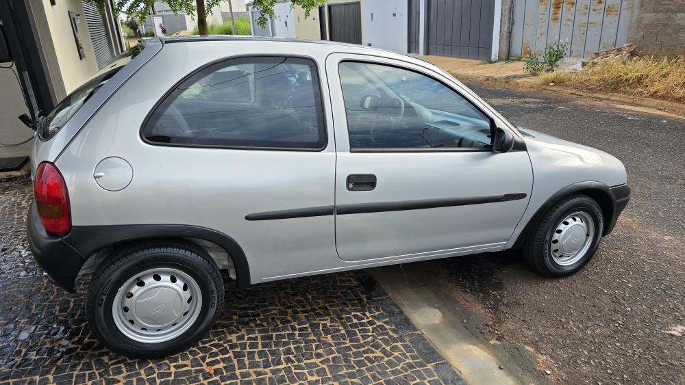 Corsa - Foto #4 do anúncio à venda de Carro clássico