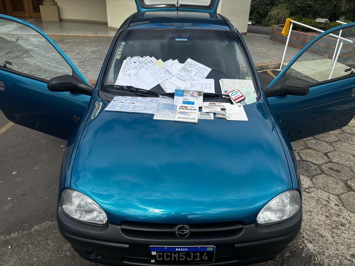 Corsa - Foto #2 do anúncio à venda de Carro clássico