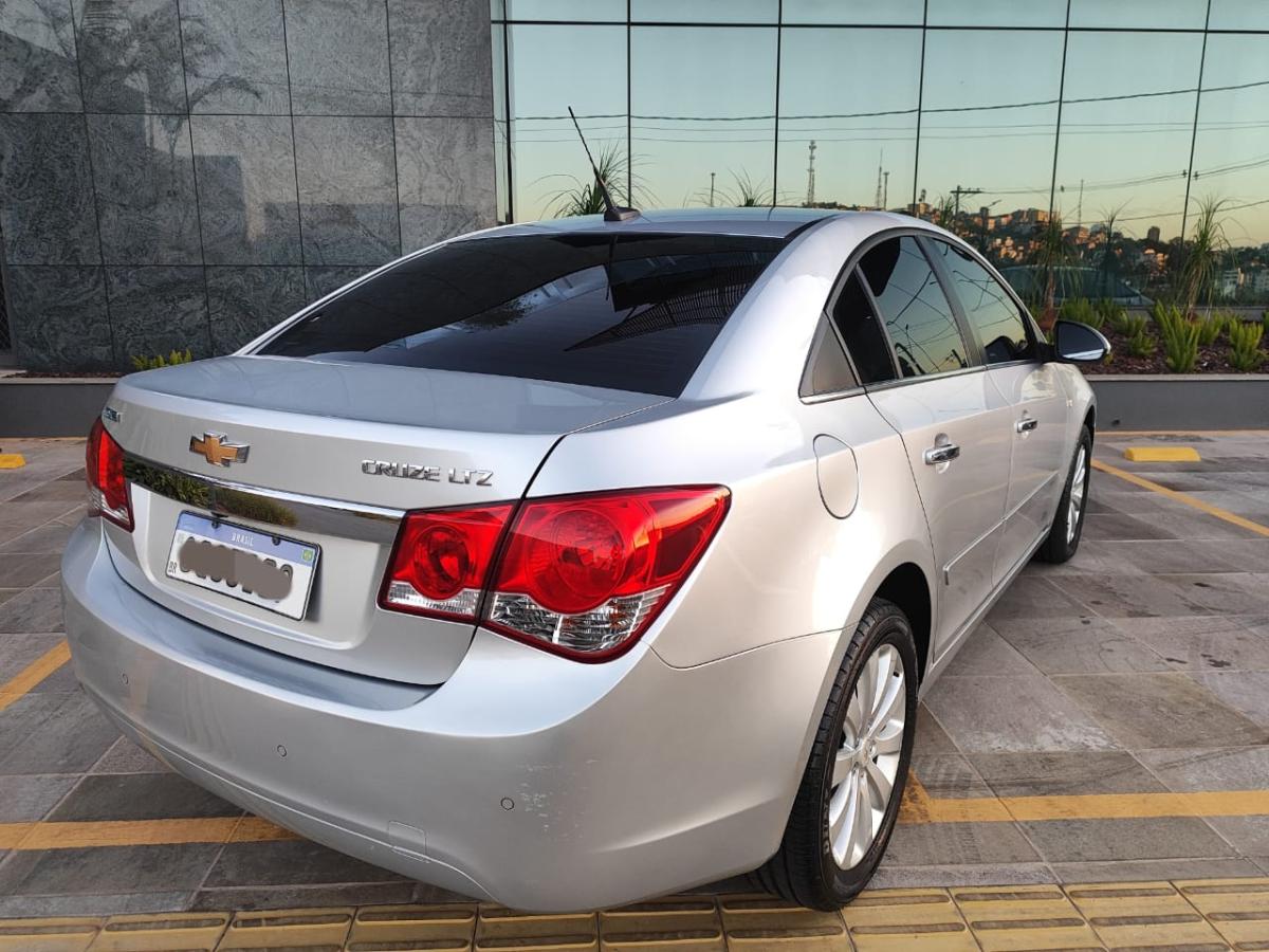 Cruze - Foto #22 do anúncio à venda de Carro clássico
