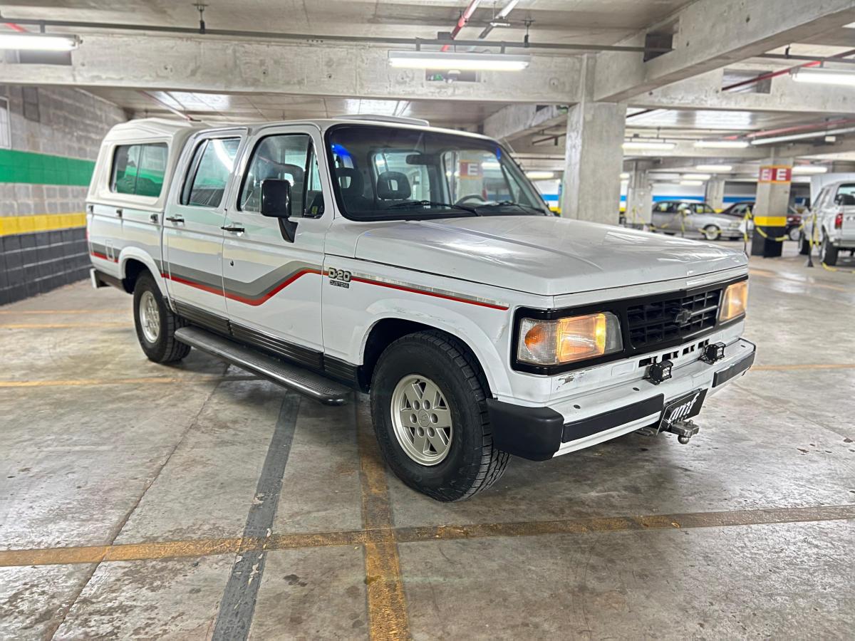 D20 - Foto #3 do anúncio à venda de Carro clássico