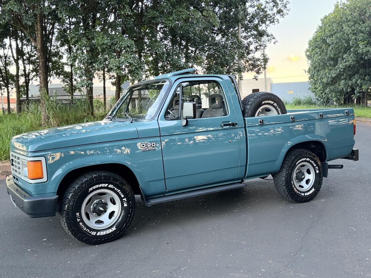 D20 - Foto #14 do anúncio à venda de Carro clássico