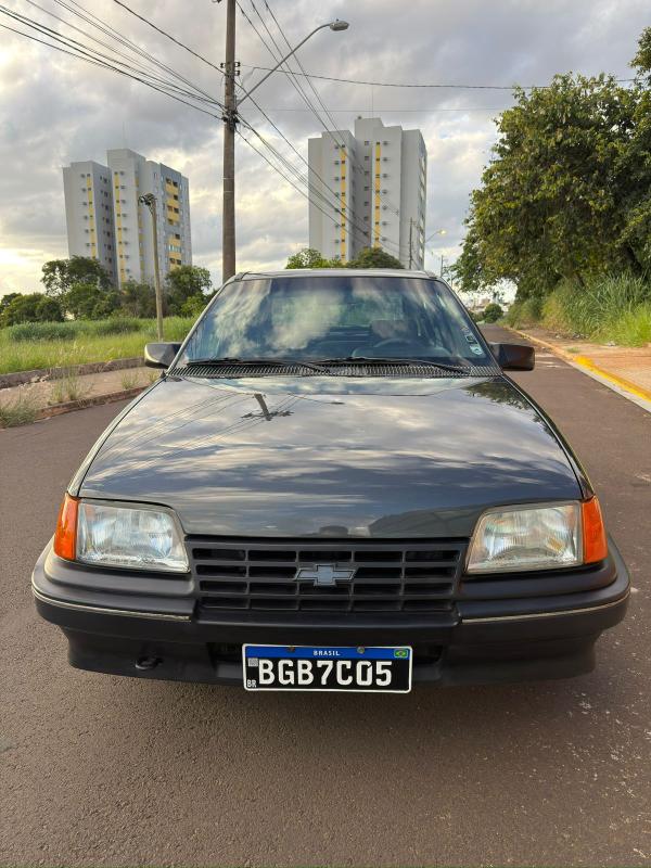 Kadett - Foto #2 do anúncio à venda de Carro clássico