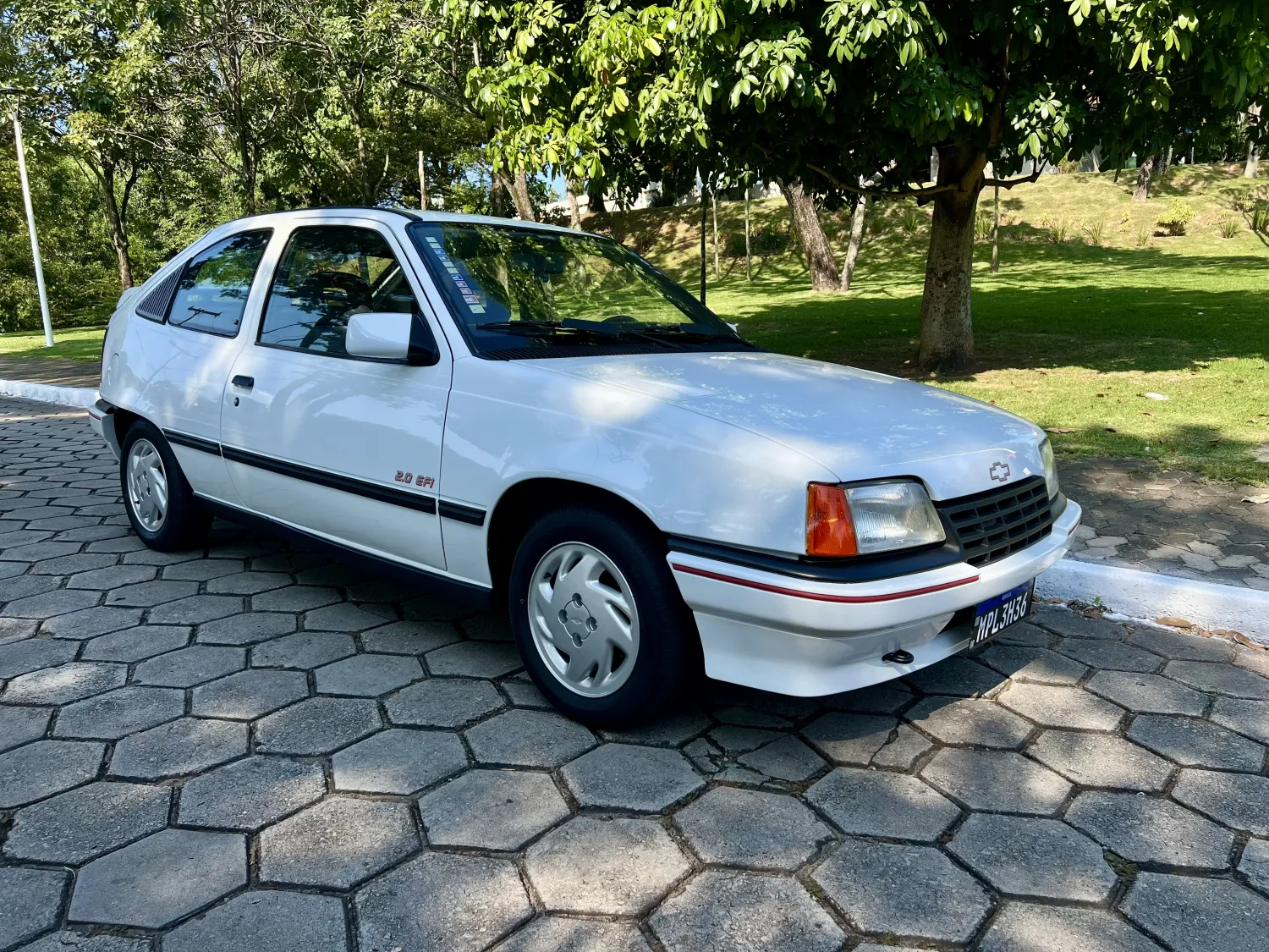 Kadett - Foto #2 do anúncio à venda de Carro clássico