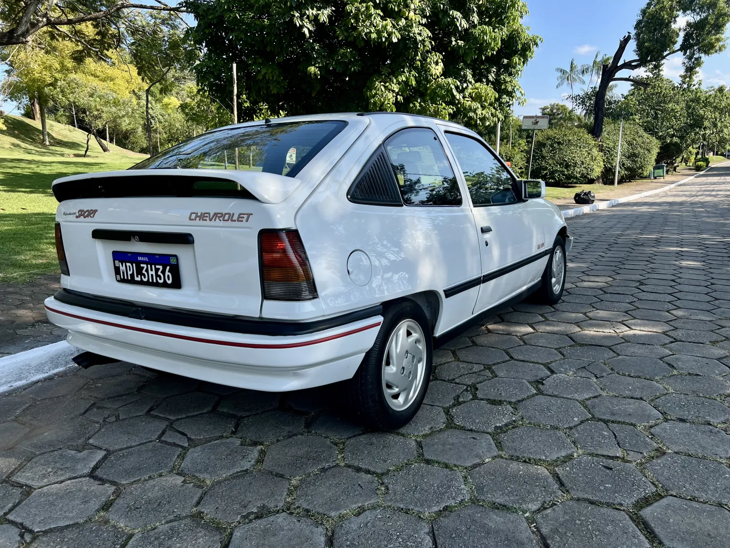 Kadett - Foto #7 do anúncio à venda de Carro clássico