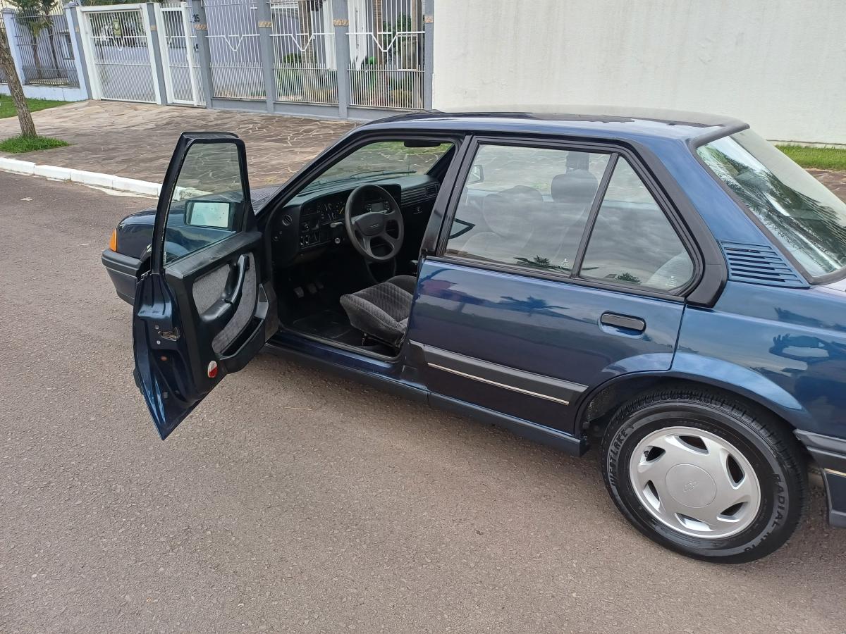 Monza - Foto #7 do anúncio à venda de Carro clássico