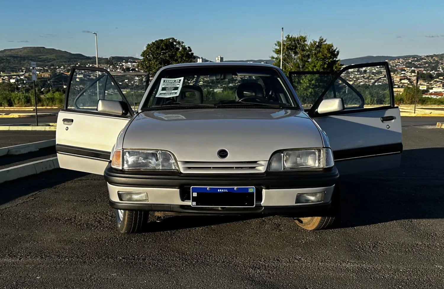 Monza - Foto #3 do anúncio à venda de Carro clássico