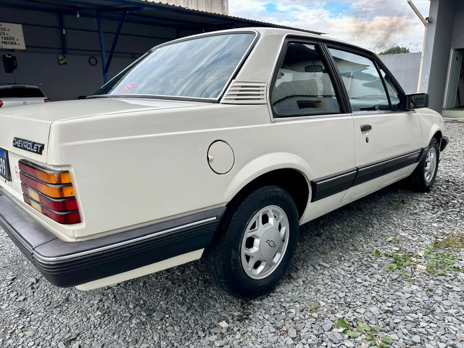 avv-chevrolet-monza-sle-automtico-venda-5r9s8b1-imagem-010