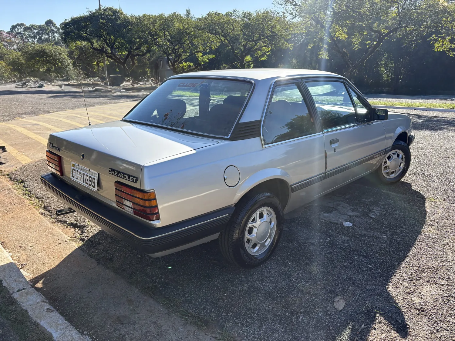 avv-chevrolet-monza-sle-venda-prblrct-imagem-007
