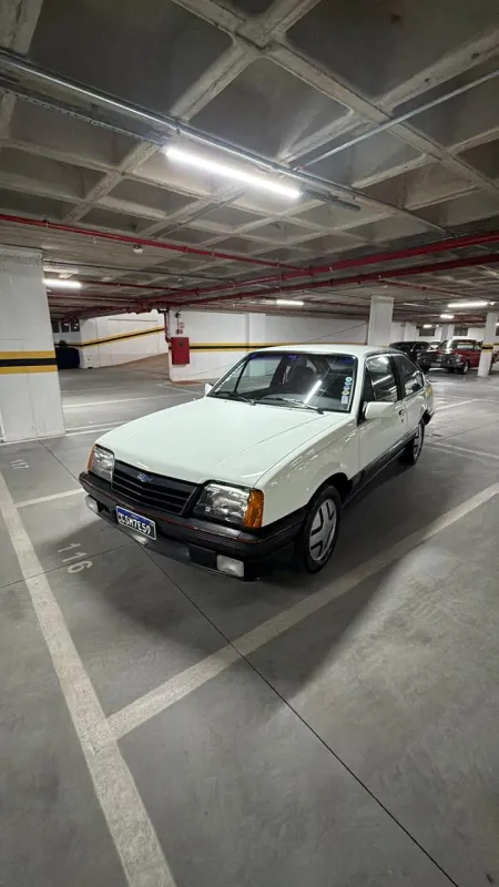 Monza SR - Foto #2 do anúncio à venda de Carro clássico