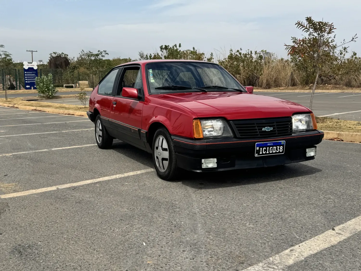 avv-chevrolet-monza-sr-venda-c4ab86d-imagem-002