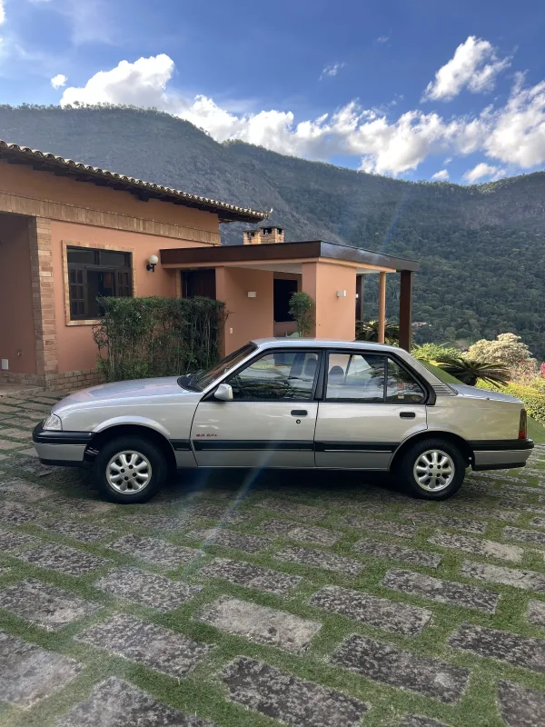 avv-chevrolet-monza-venda-3cc7b48-imagem-004