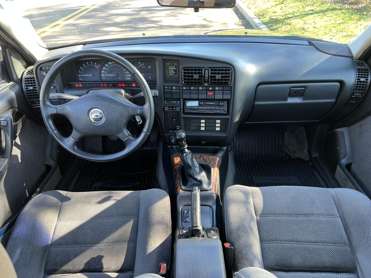 Ômega - Foto #11 do anúncio à venda de Carro clássico