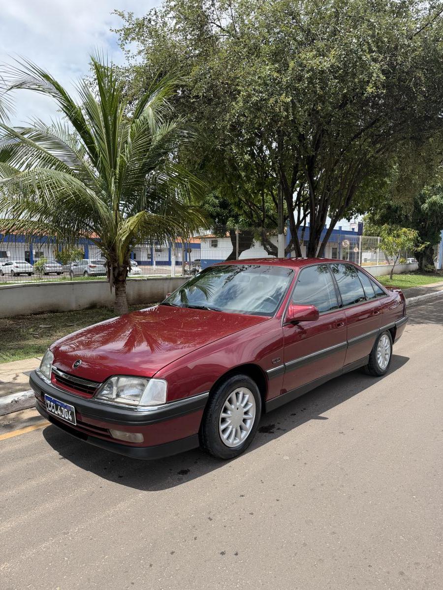 Ômega - Foto #3 do anúncio à venda de Carro clássico