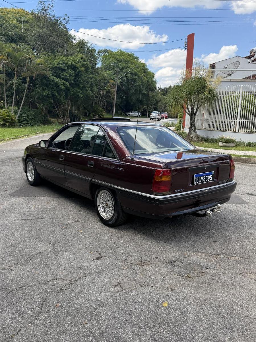 Ômega - Foto #8 do anúncio à venda de Carro clássico