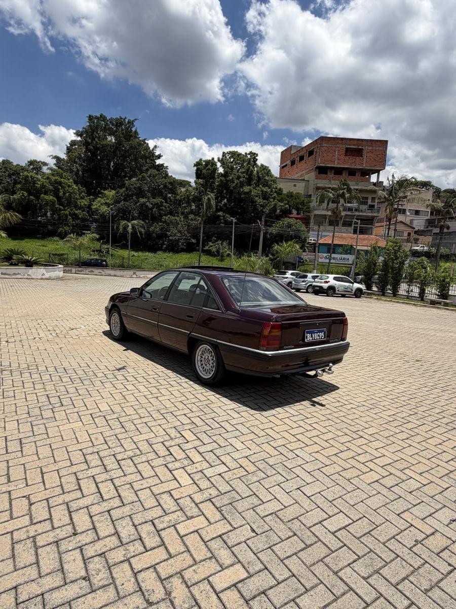 Ômega - Foto #10 do anúncio à venda de Carro clássico