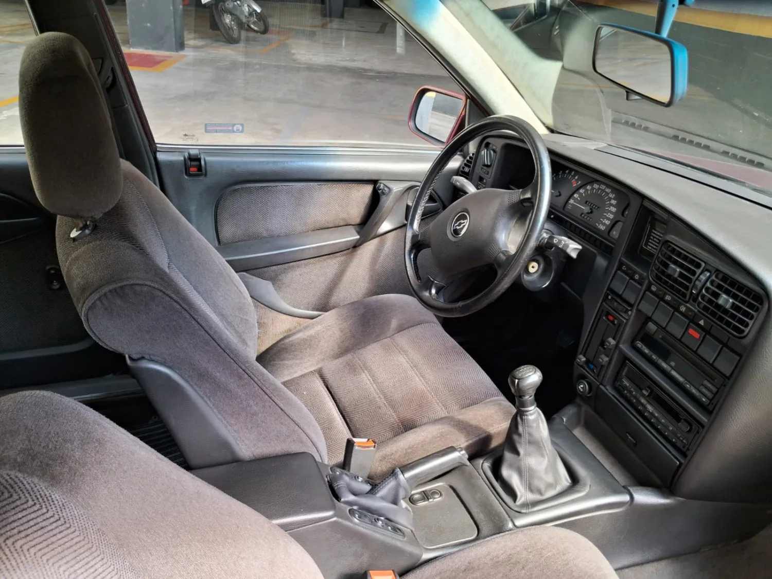 avv-chevrolet-omega-venda-0b13e2f-imagem-015