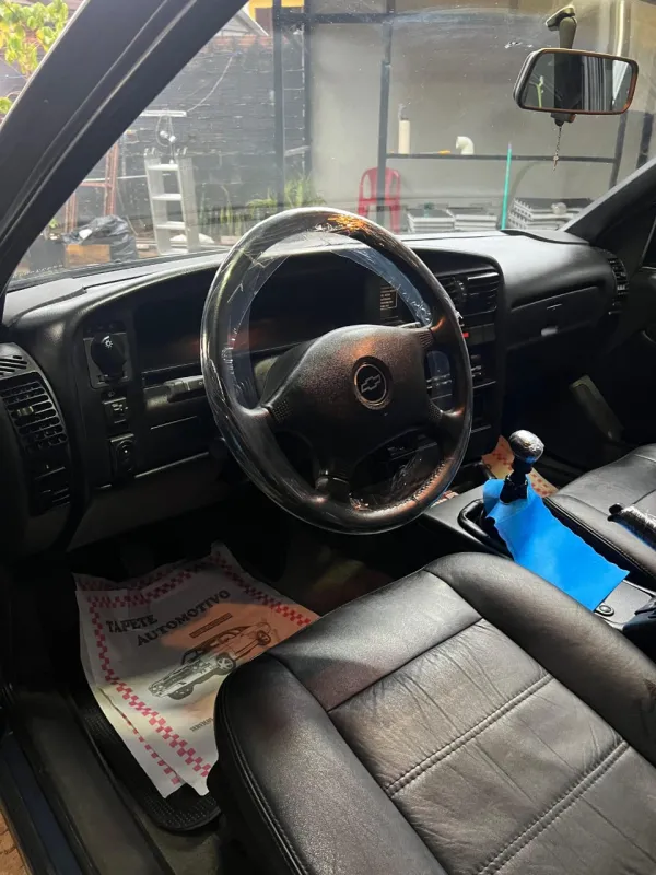 Ômega - Foto #10 do anúncio à venda de Carro clássico