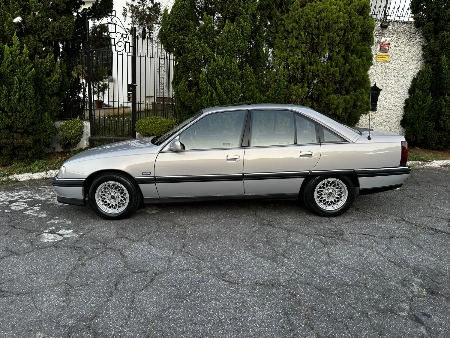 avv-chevrolet-omega-venda-7c21b44-imagem-004