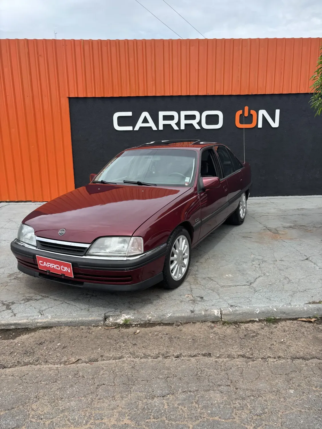 Ômega - Foto #3 do anúncio à venda de Carro clássico