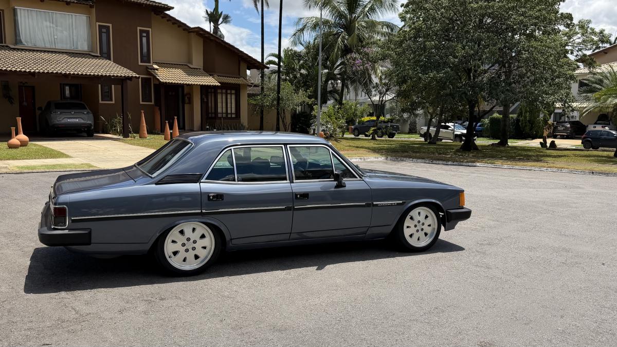 Opala - Foto #3 do anúncio à venda de Carro clássico