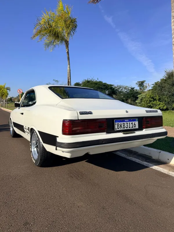 Opala - Foto #8 do anúncio à venda de Carro clássico