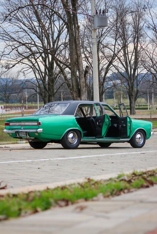 Opala - Foto #10 do anúncio à venda de Carro clássico