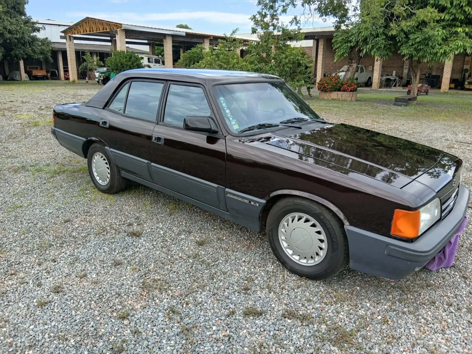 Opala - Foto #2 do anúncio à venda de Carro clássico