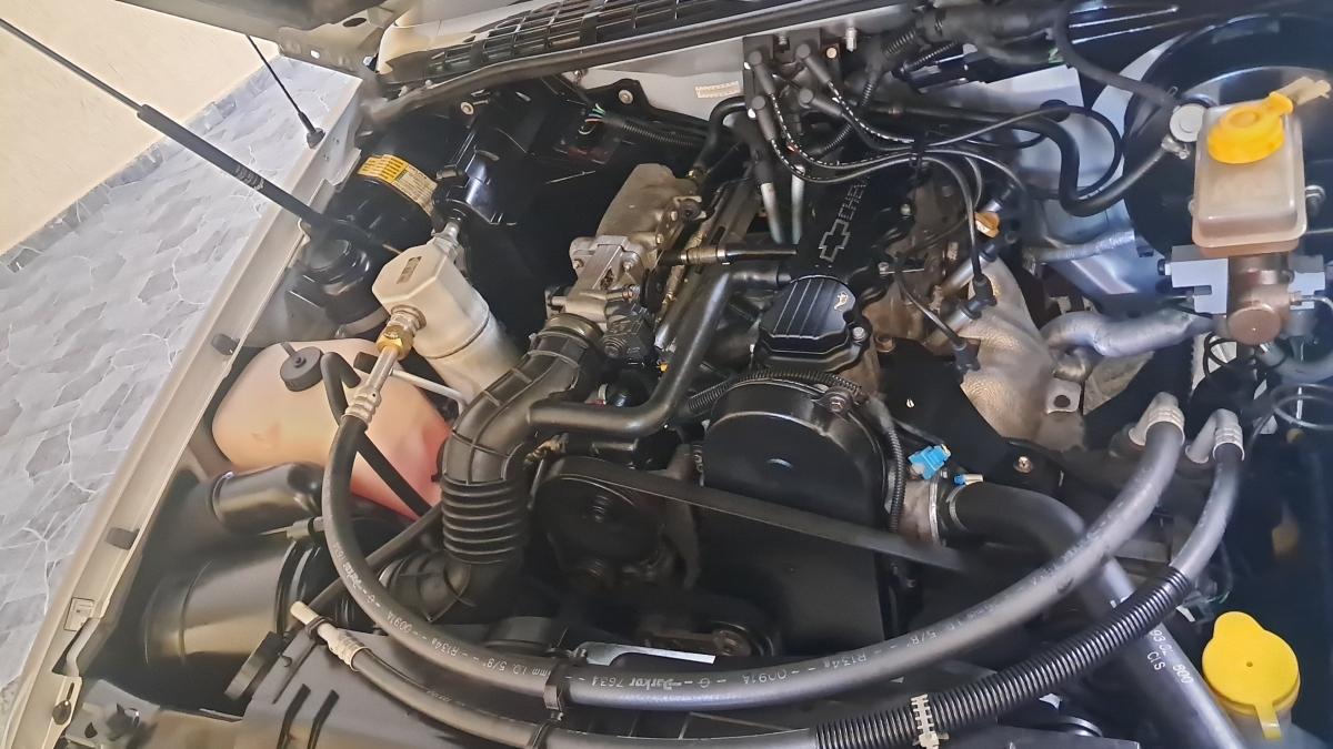 avv-chevrolet-s10-cab-dupla-2-4-venda-4r42ywo-imagem-016