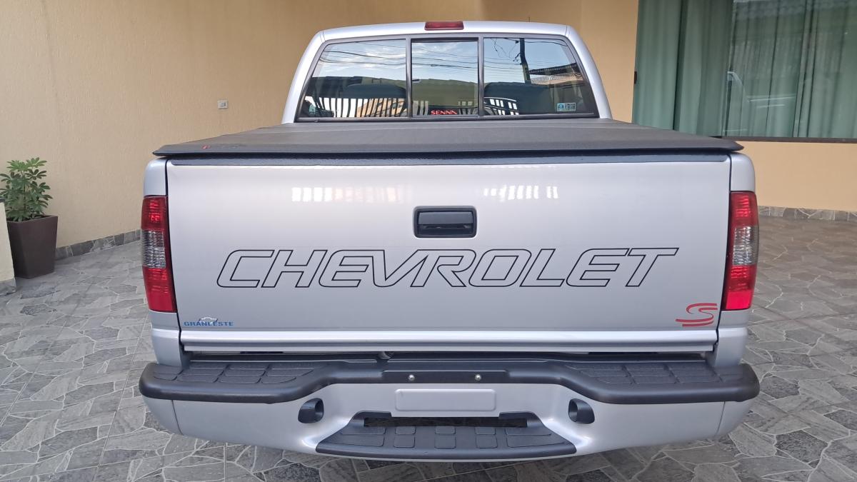 S10 - Foto #11 do anúncio à venda de Carro clássico