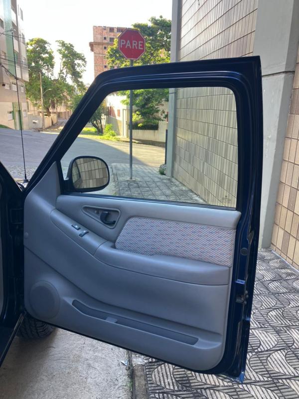 S10 - Foto #10 do anúncio à venda de Carro clássico