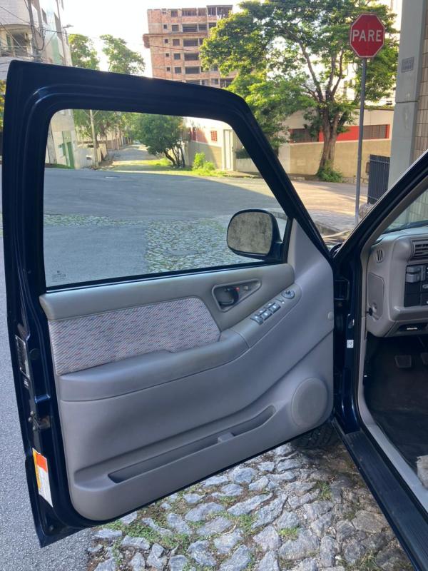 S10 - Foto #19 do anúncio à venda de Carro clássico