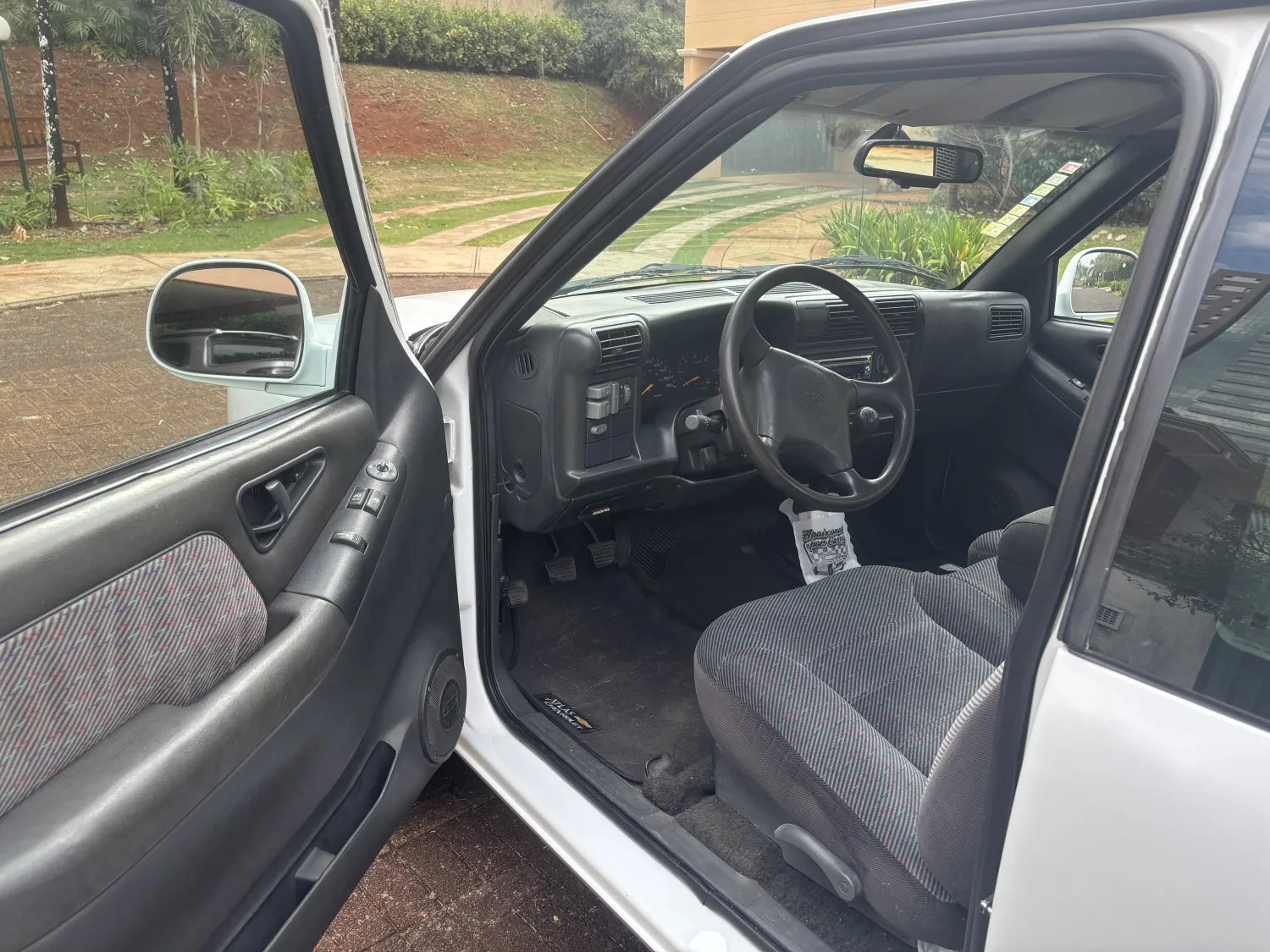 avv-chevrolet-s10-venda-277dda5-imagem-015