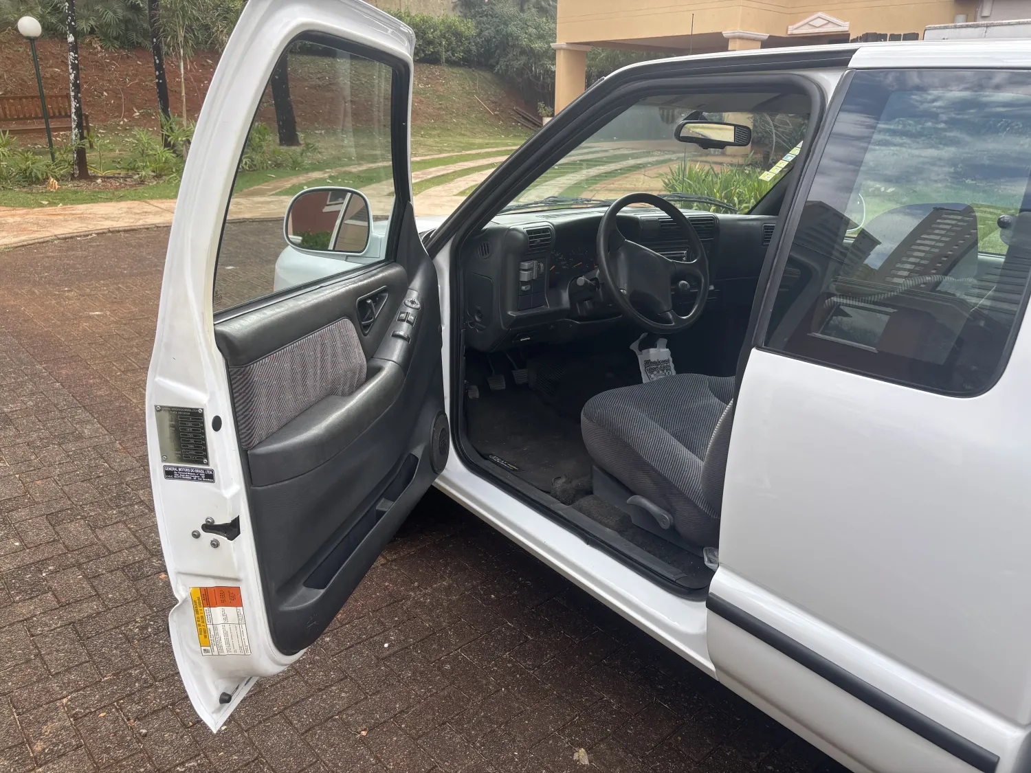 avv-chevrolet-s10-venda-277dda5-imagem-016