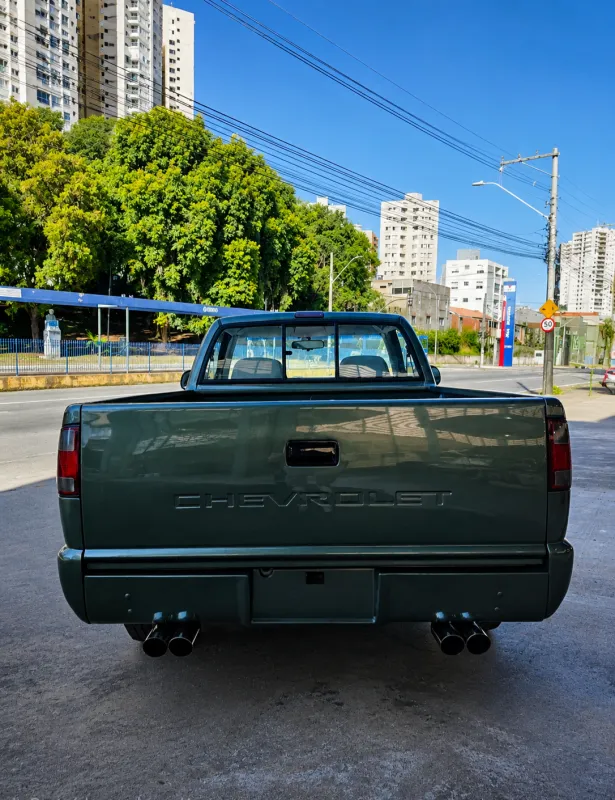 S10 - Foto #18 do anúncio à venda de Carro clássico