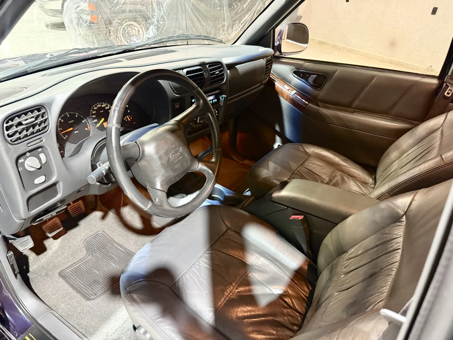avv-chevrolet-s10-venda-93aa4c1-imagem-014