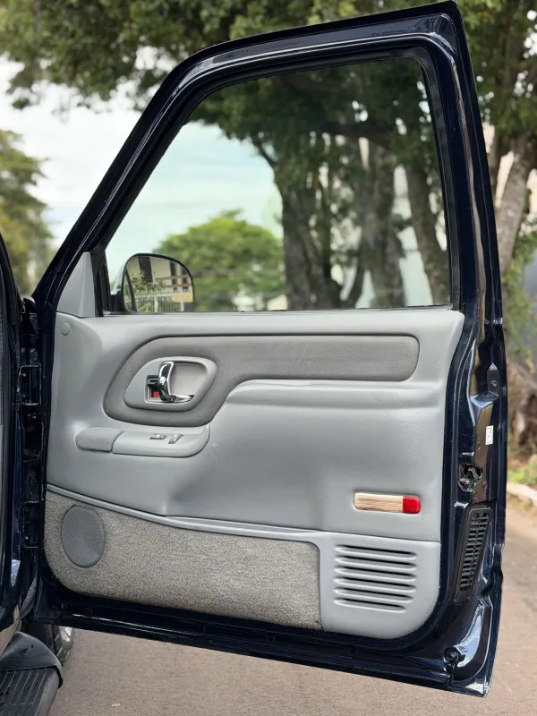 avv-chevrolet-silverado-venda-40fdc4a-imagem-013