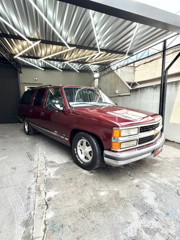 avv-chevrolet-suburban-venda-b92ed06-imagem-001