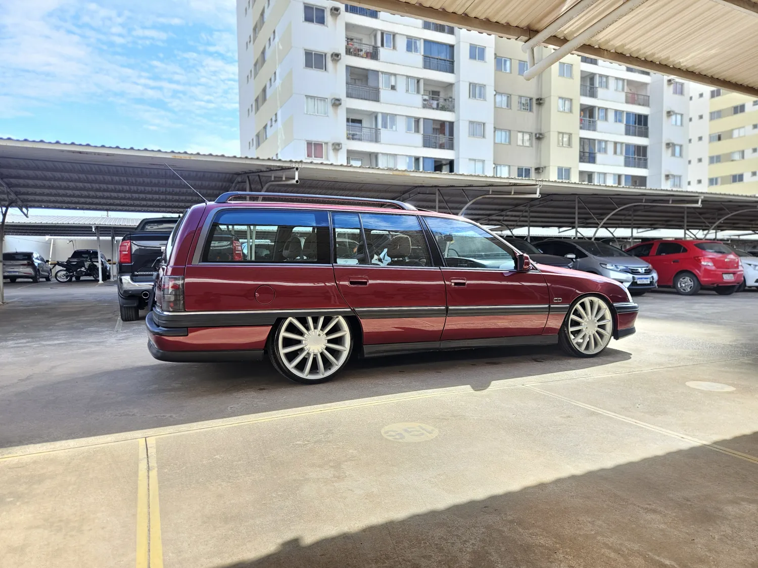 Ômega Suprema - Foto #3 do anúncio à venda de Carro clássico