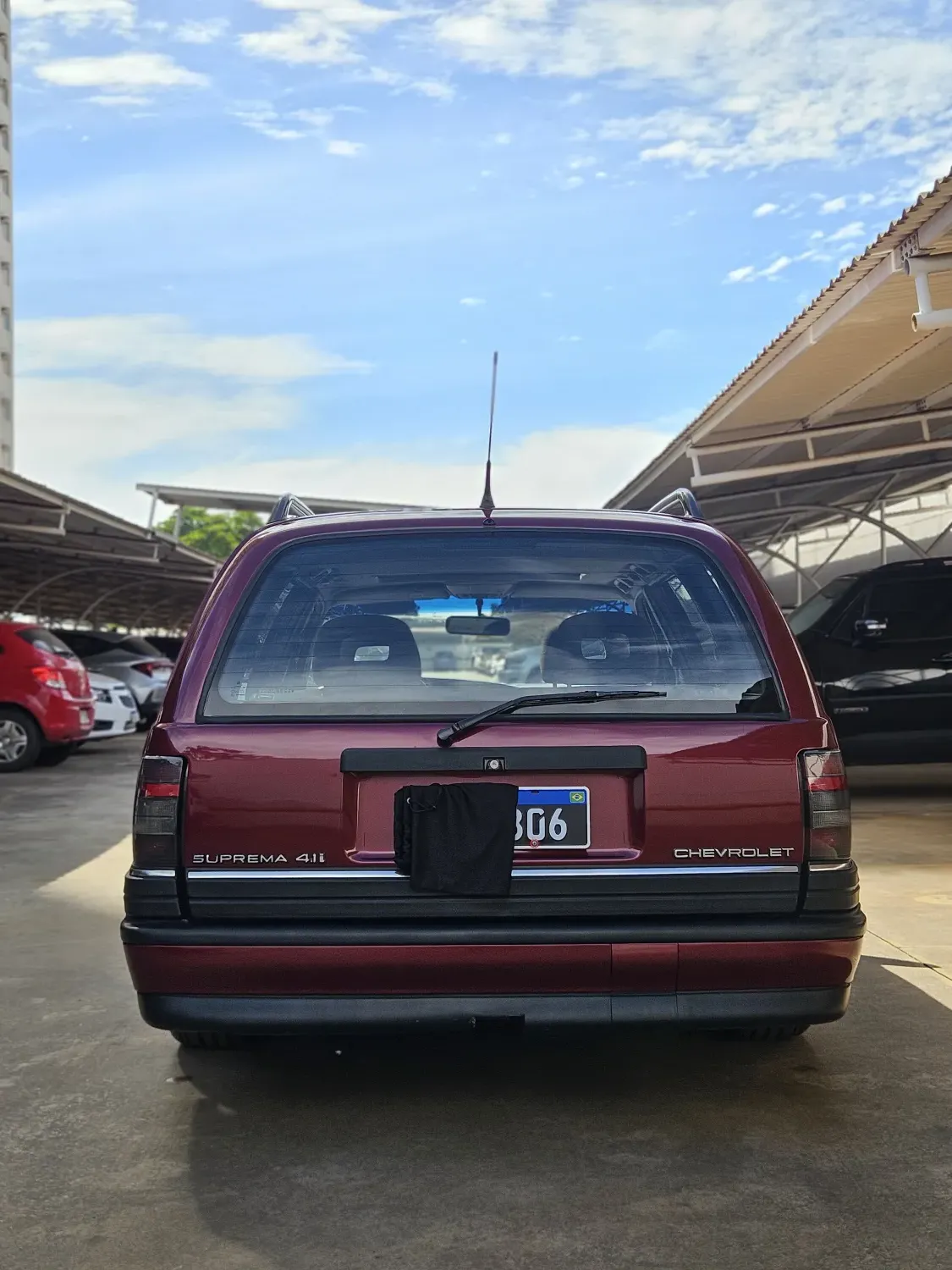 Ômega Suprema - Foto #4 do anúncio à venda de Carro clássico
