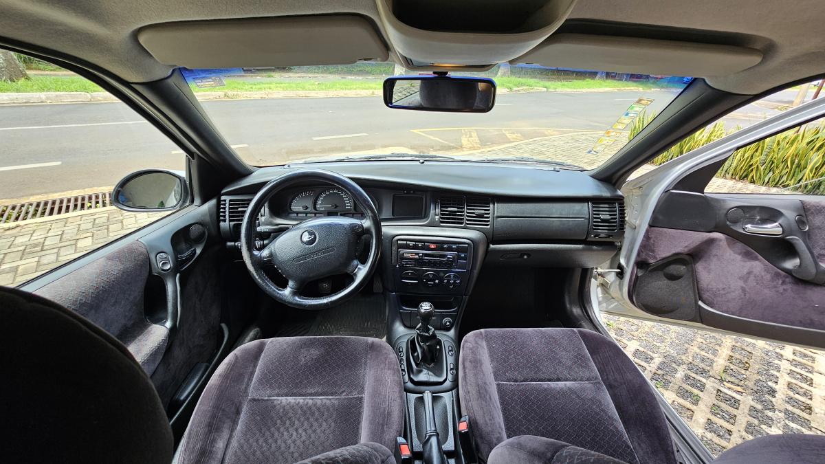 Vectra - Foto #3 do anúncio à venda de Carro clássico