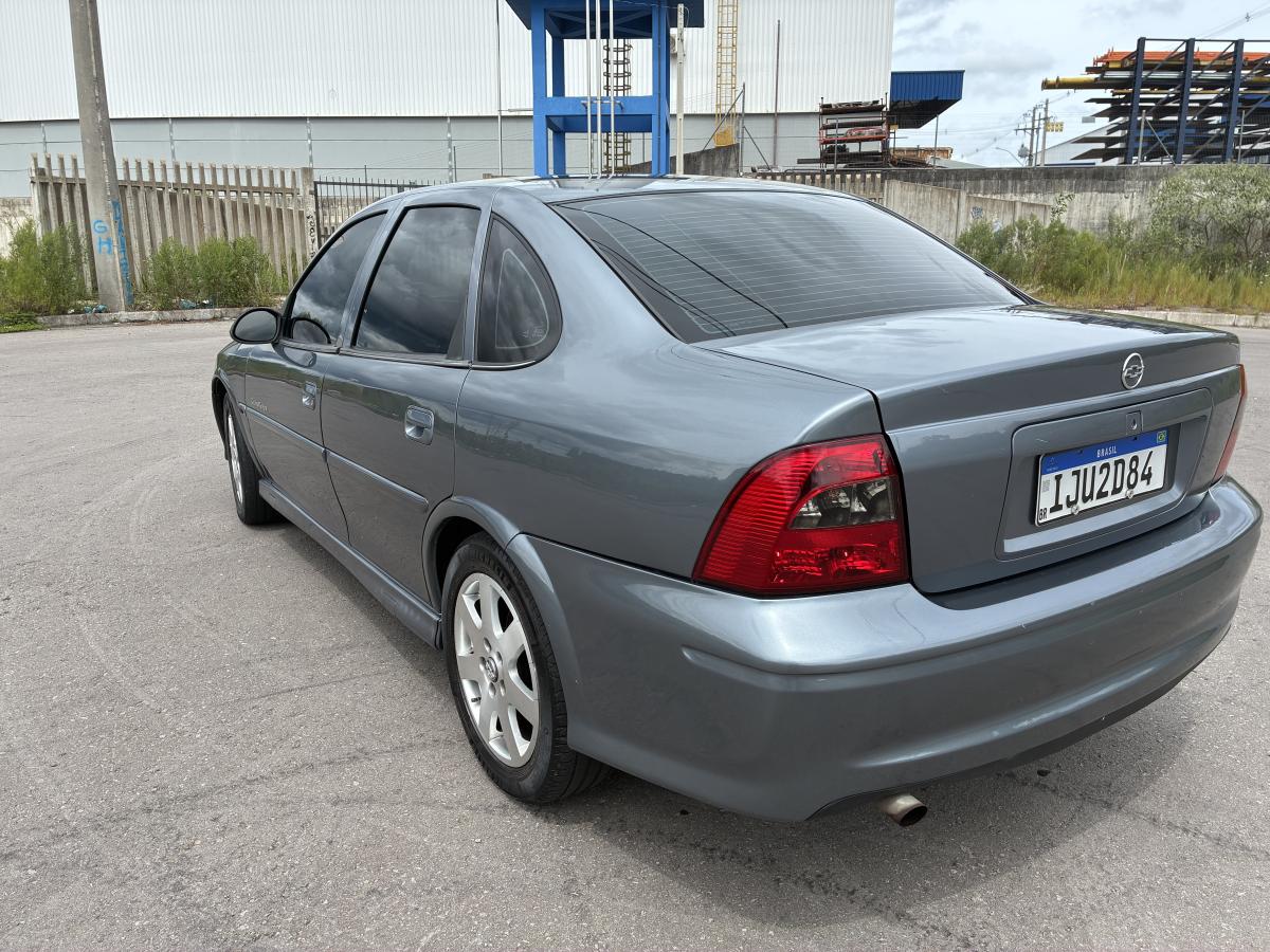 Vectra - Foto #20 do anúncio à venda de Carro clássico