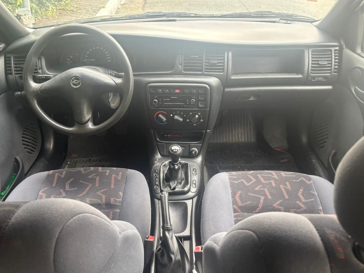 Vectra - Foto #8 do anúncio à venda de Carro clássico